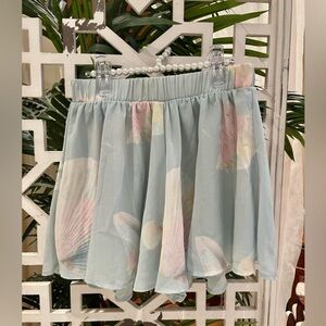 Show Me Your MuMu pastel Seashell Print Shorts flowy lined shorts never worn